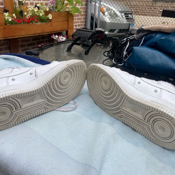 Nike Air Force 1 Low Pearl Studs| Women’s Size 8.5 - Picture 3 of 4
